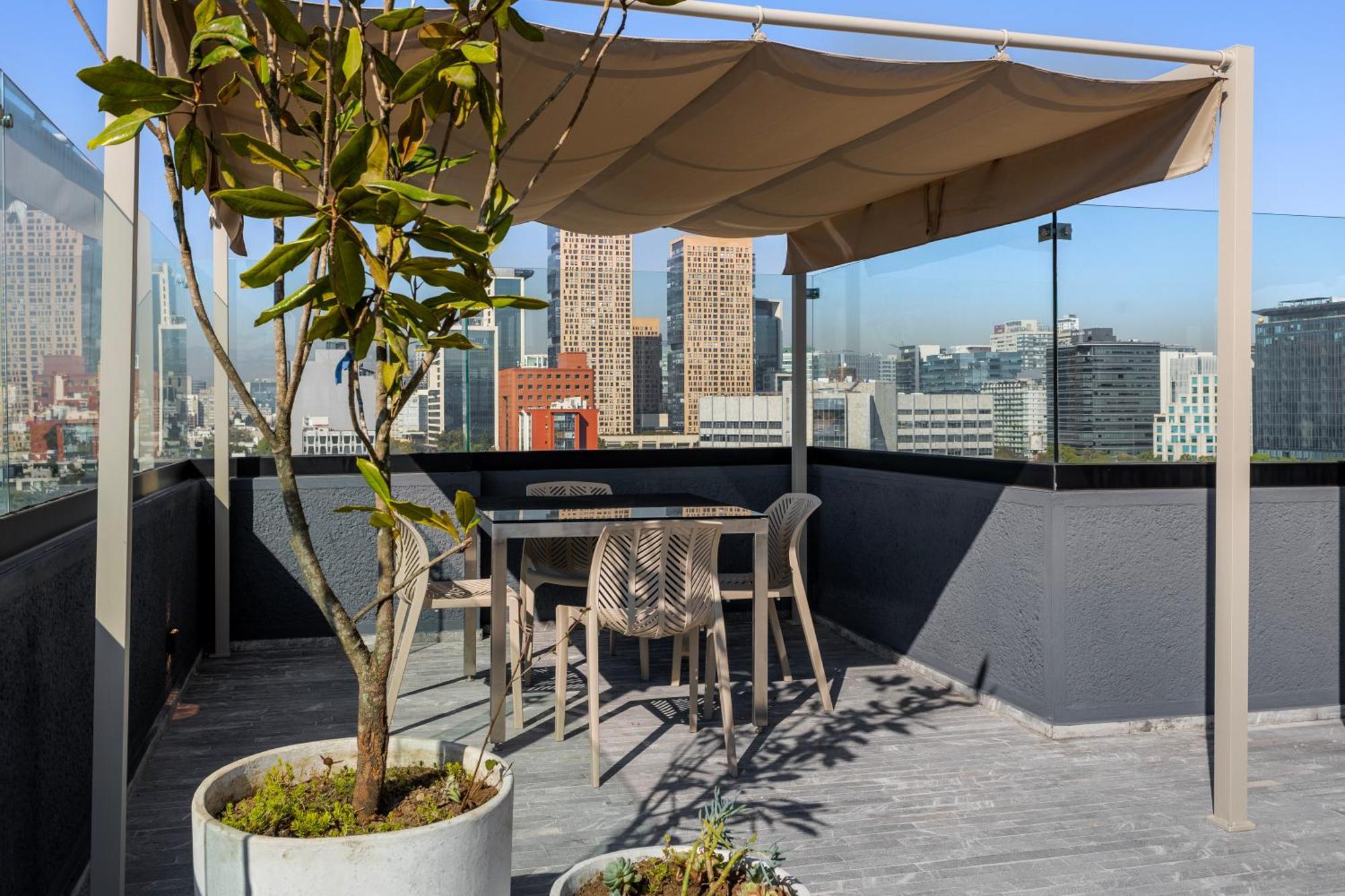Capitalia - Luxury Apartments - Aristoteles Mexico City Luaran gambar